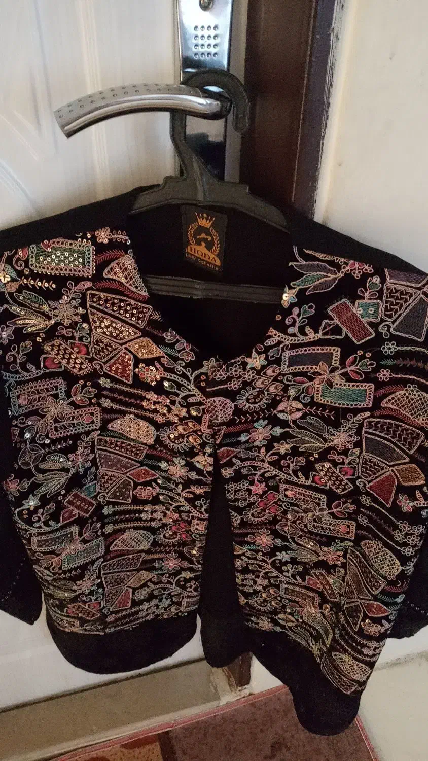 مانتومجلسی|لباس|کرمانشاه, |دیوار