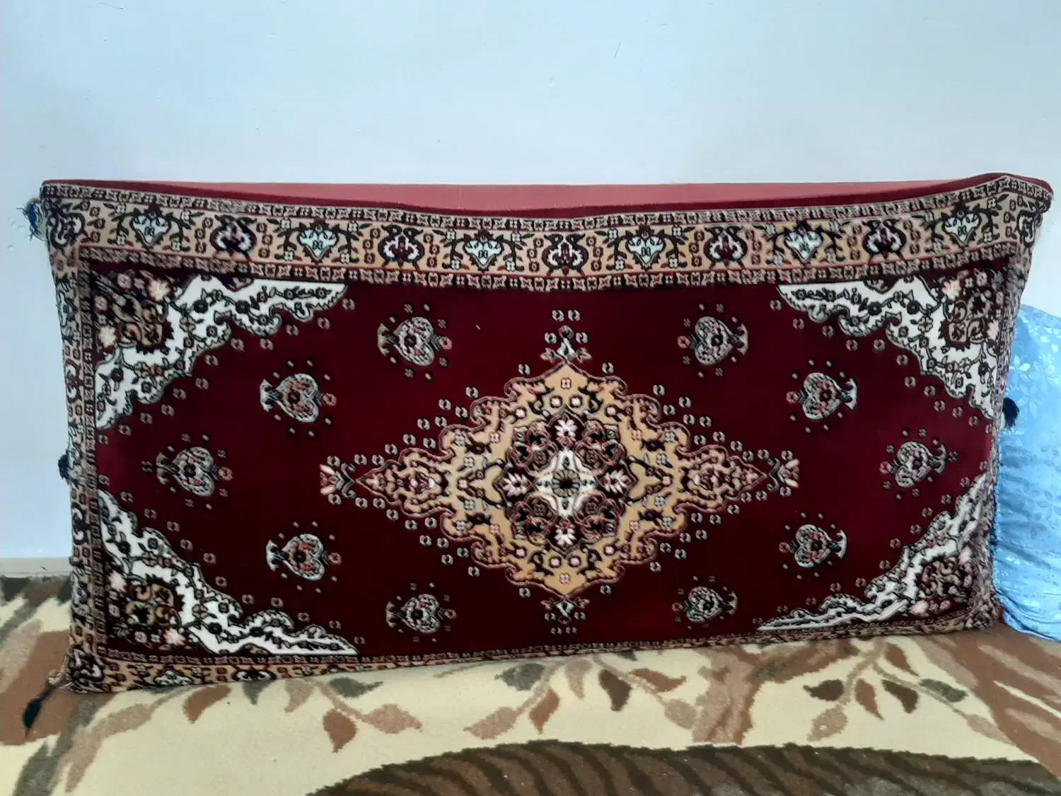 پشتی|پشتی|سلماس, |دیوار