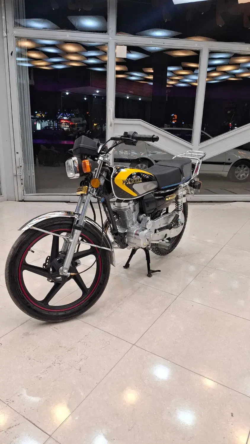 هوندا۲۰۰پرواز درحدصفر|موتورسیکلت|اصفهان, بابوکان جنوبی|دیوار