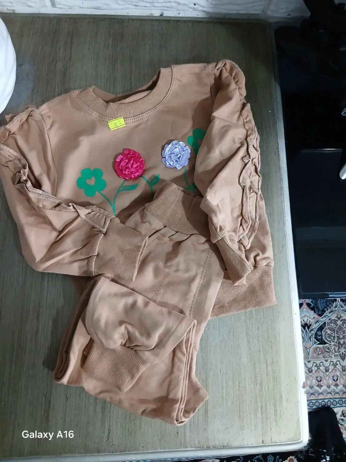 لباس|کفش و لباس بچه|رشت, آزادگان|دیوار