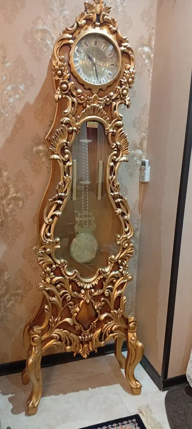 ویترین و ساعت ایستاده|بوفه، ویترین، کنسول|اشتهارد, |دیوار