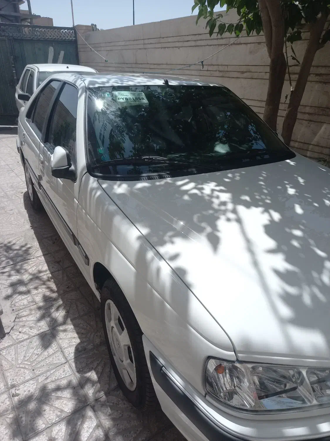 پژو پارس سال موتور جدید|خودرو سواری و وانت|اصفهان, باغ فردوس|دیوار