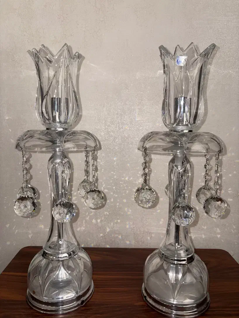 دو عدد شمعدان اصل کریستال چک|صنایع دستی و سایر لوازم تزئینی|تهران, صادقیه|دیوار