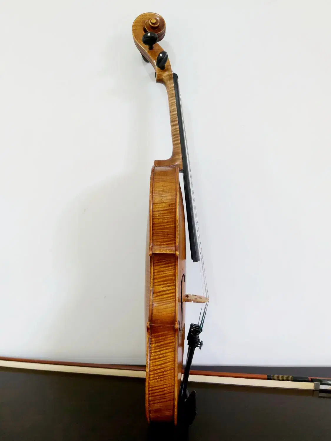 ویولن ایتالیایی قدیمی|ویولن|سنندج, |دیوار