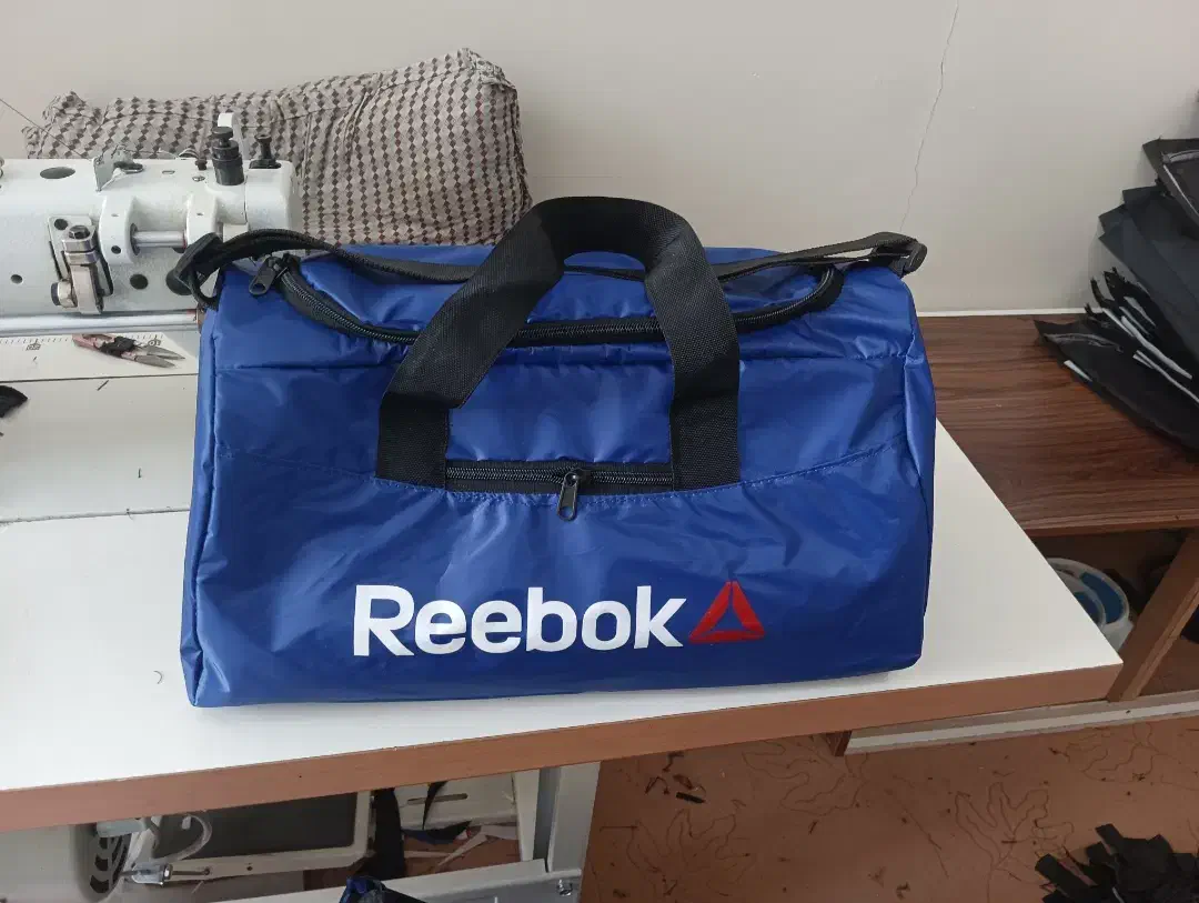 استخری|کیف، کفش، کمربند|همدان, |دیوار