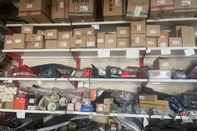 لوازم یدکی اصلی تویوتا و لکسوس کمری هایلوکس|قطعات یدکی و لوازم جانبی|تهران, بهارستان|دیوار