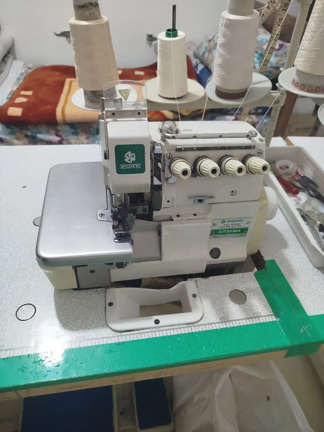 چرخ زیگزال|چرخ خیاطی و ریسندگی|پرند, فاز ۶|دیوار