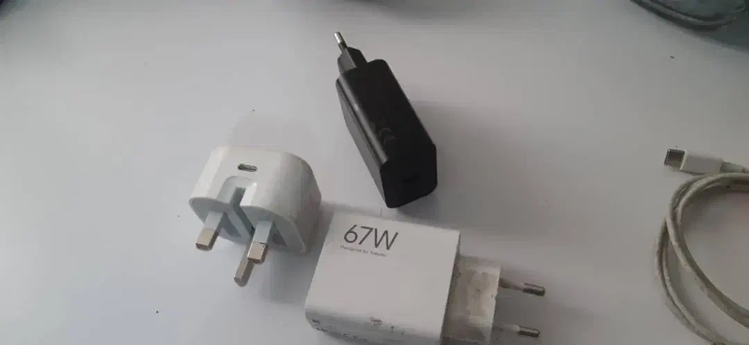 تعدادی شارژر وموبایل تعمیری|لوازم جانبی موبایل و تبلت|تهران, آبشار|دیوار