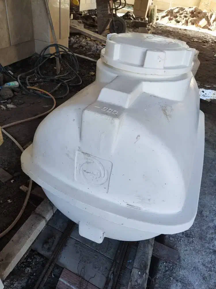 منبع آب 300 لیتری|مصالح و تجهیزات ساختمان|آستانه اشرفیه, |دیوار