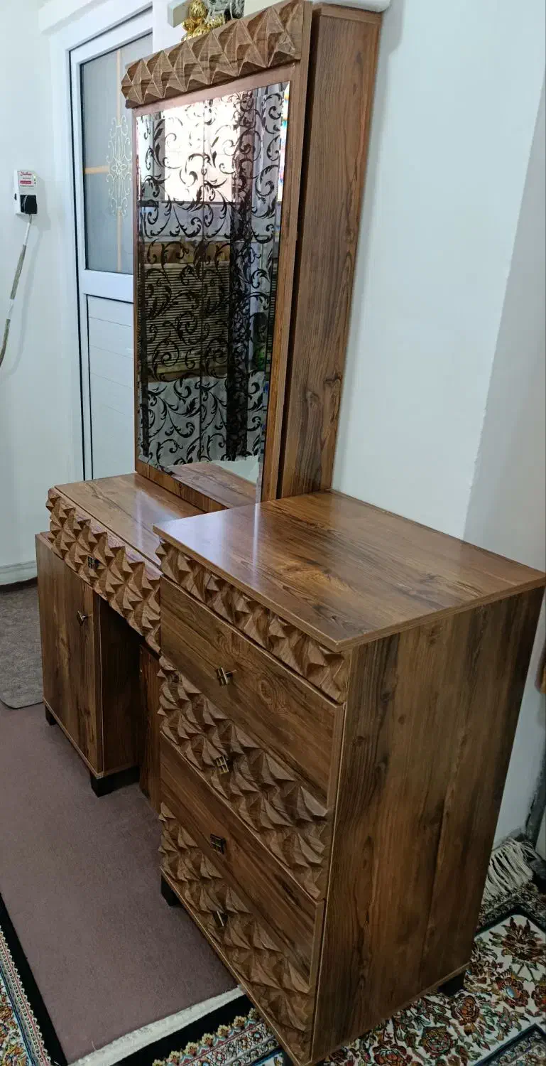 میز ارایشی|تخت و سرویس خواب|بندر امام خمینی, |دیوار