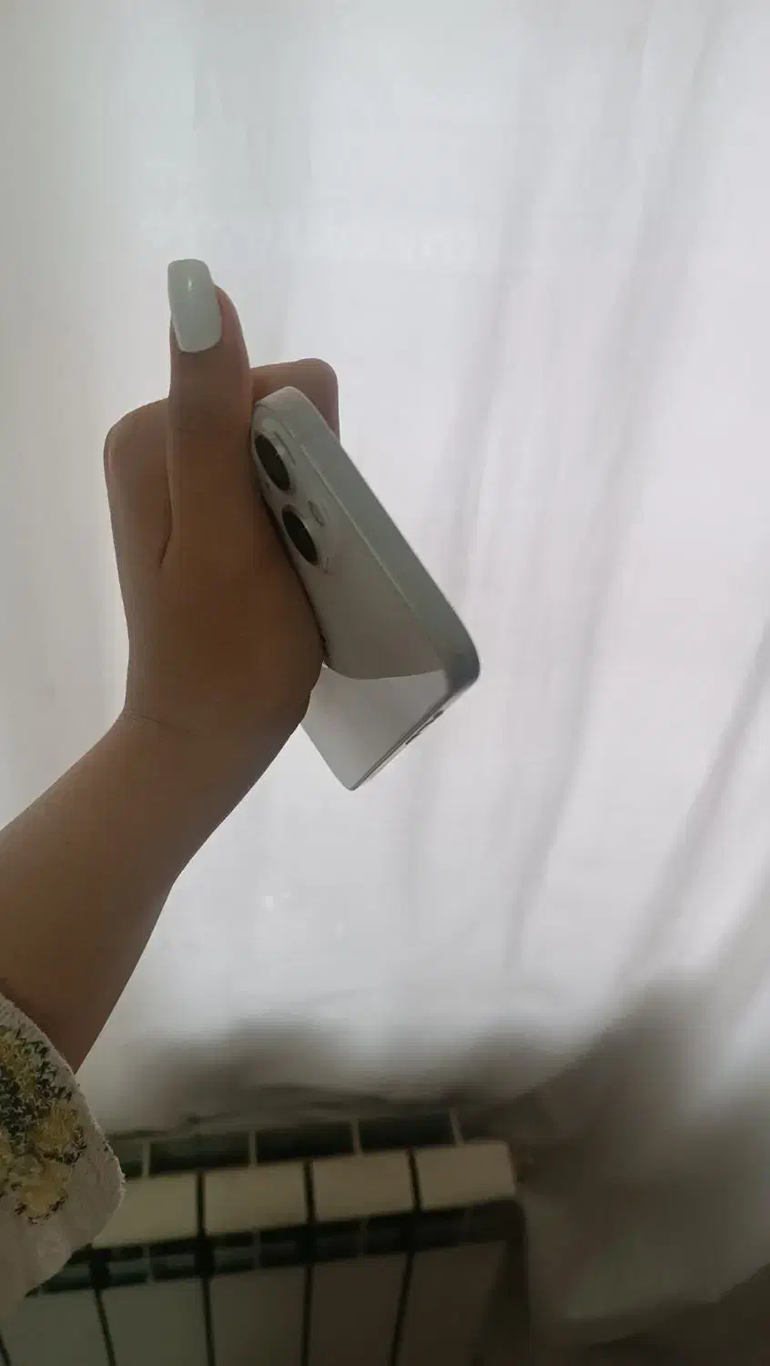 آیفون ۱۳ نرمال باطری ۹۹ درصد|موبایل|مشهد, آزادشهر|دیوار