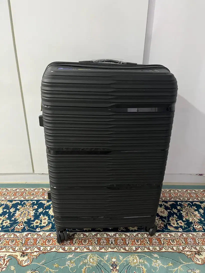 چمدان نشکن کاملا نو سایز بزرگ|کیف، کفش، کمربند|لاهیجان, شهرک جانبازان|دیوار