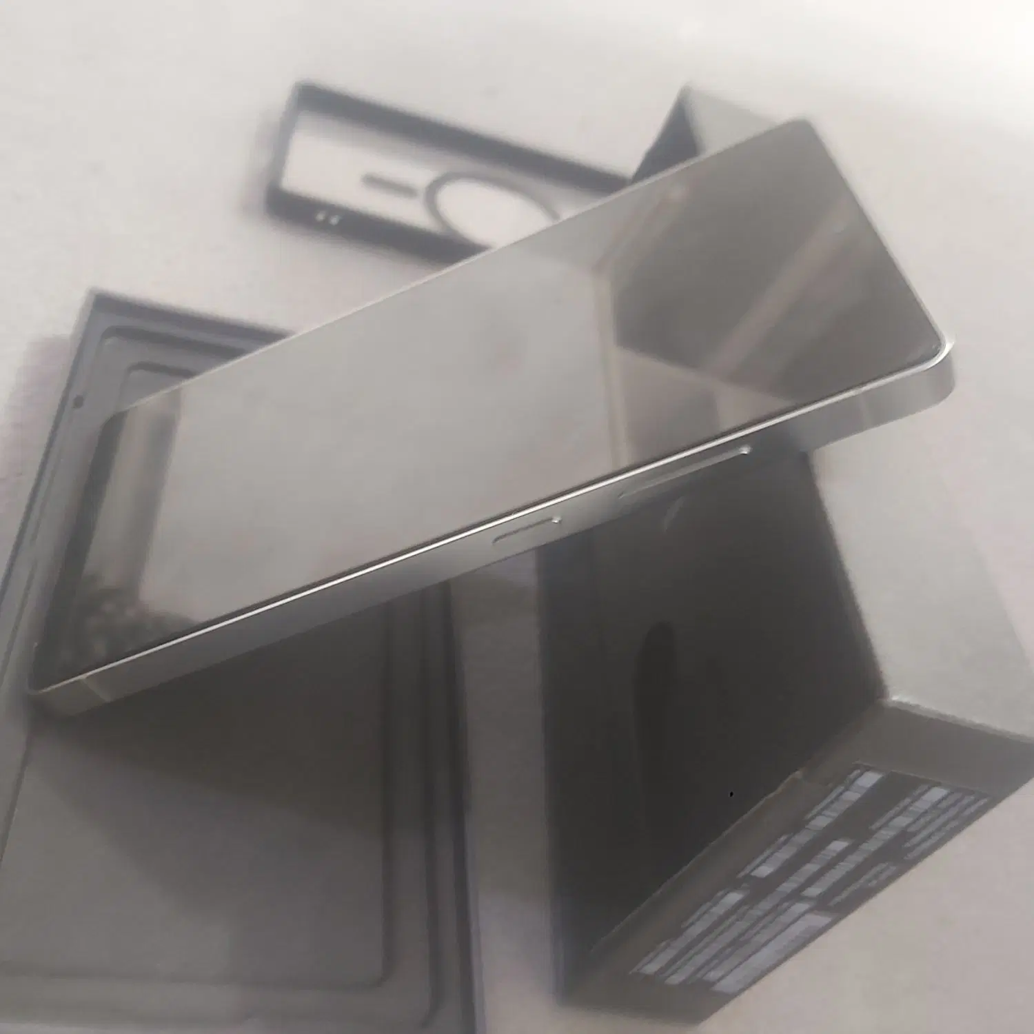 s25 ultra|موبایل|قم, زاویه|دیوار