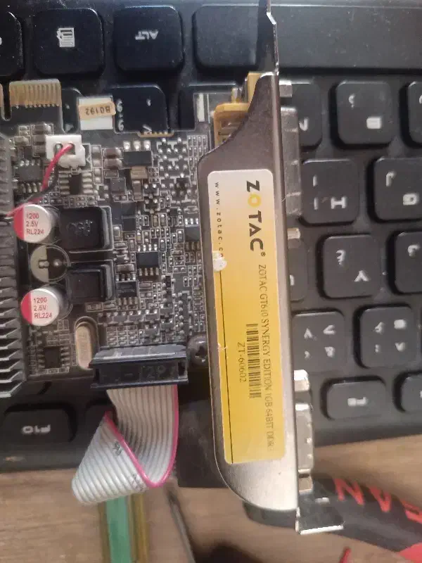 gt610.1G.  cpu i3 6100|قطعات و لوازم جانبی رایانه|اصفهان, ابر|دیوار