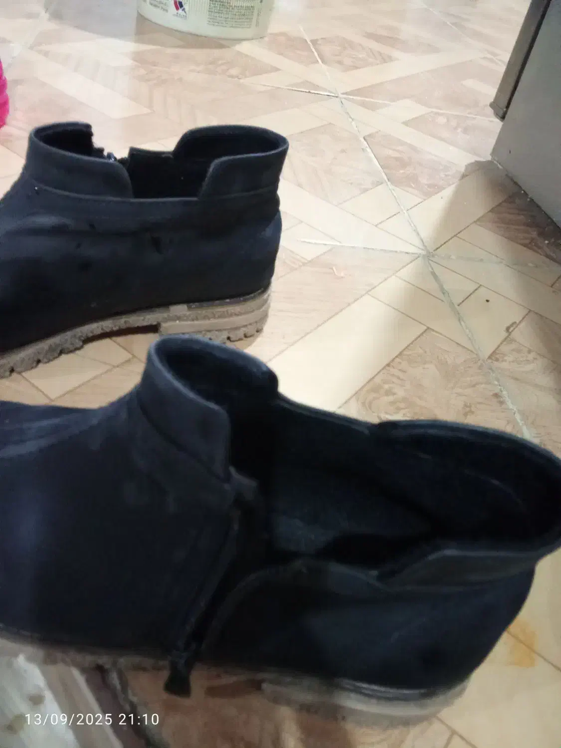 نیم بوت|کیف، کفش، کمربند|ملایر, |دیوار