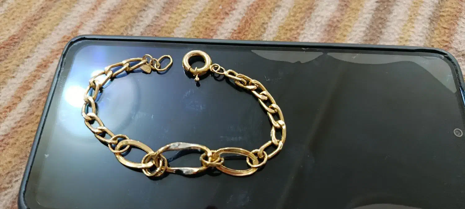 طلای در حد نو صد تومن بالای تابلو|جواهرات|زاگرس, |دیوار