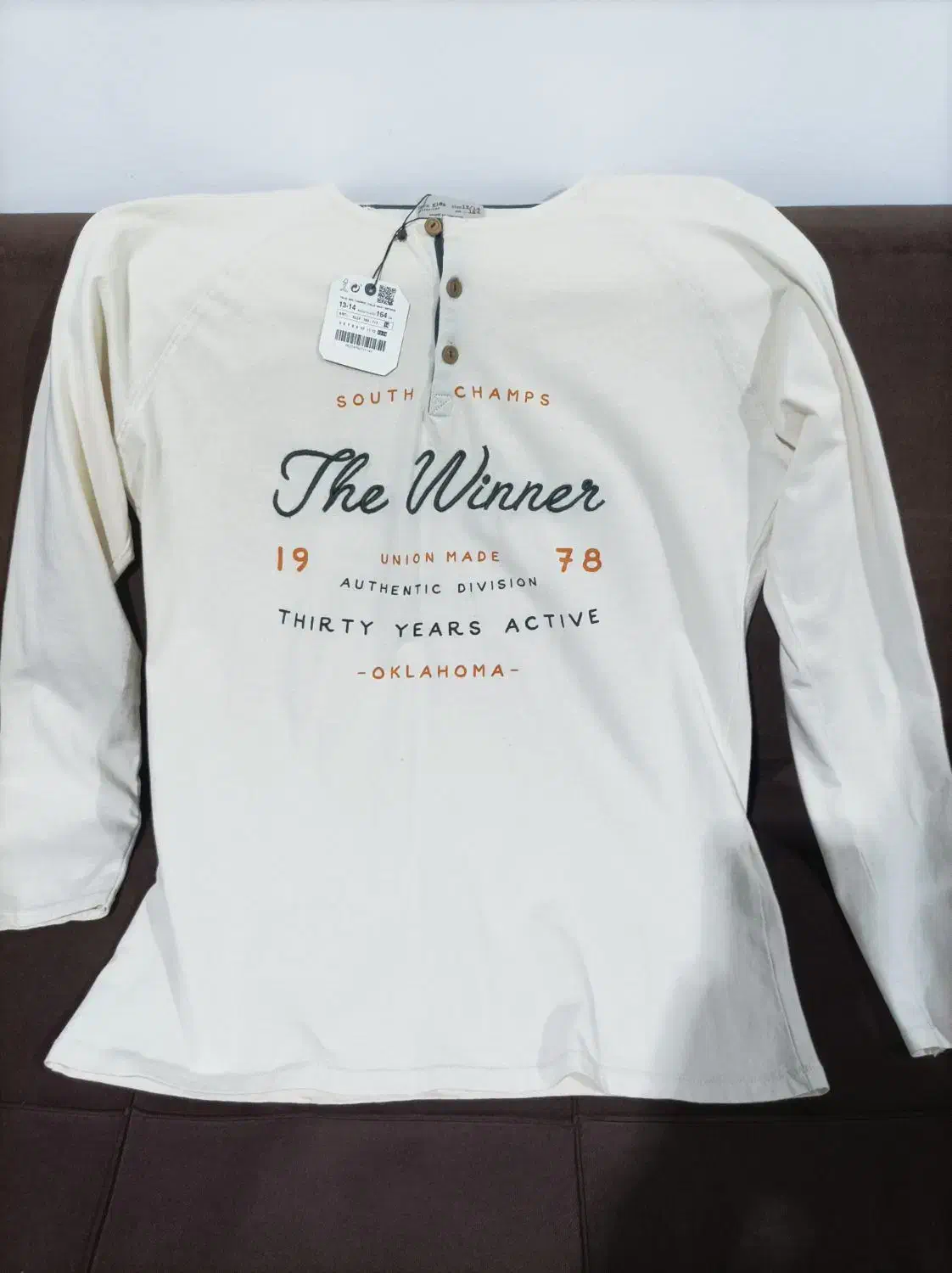 لباس|لباس|بوشهر, |دیوار