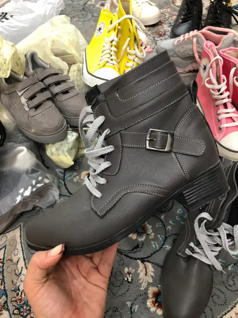 کفش ۳۰۰|کیف، کفش، کمربند|ورامین, ورامین|دیوار