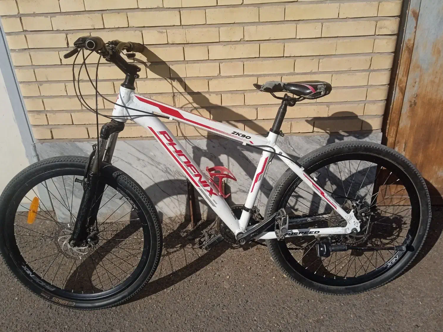 دوچرخه پونیکس|دوچرخه، اسکیت، اسکوتر|میانه, |دیوار