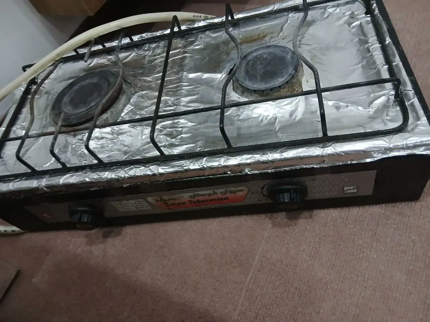 گاز دو شعله رومیزی همراه با میز|اجاق گاز و لوازم برقی پخت‌وپز|بابل, |دیوار