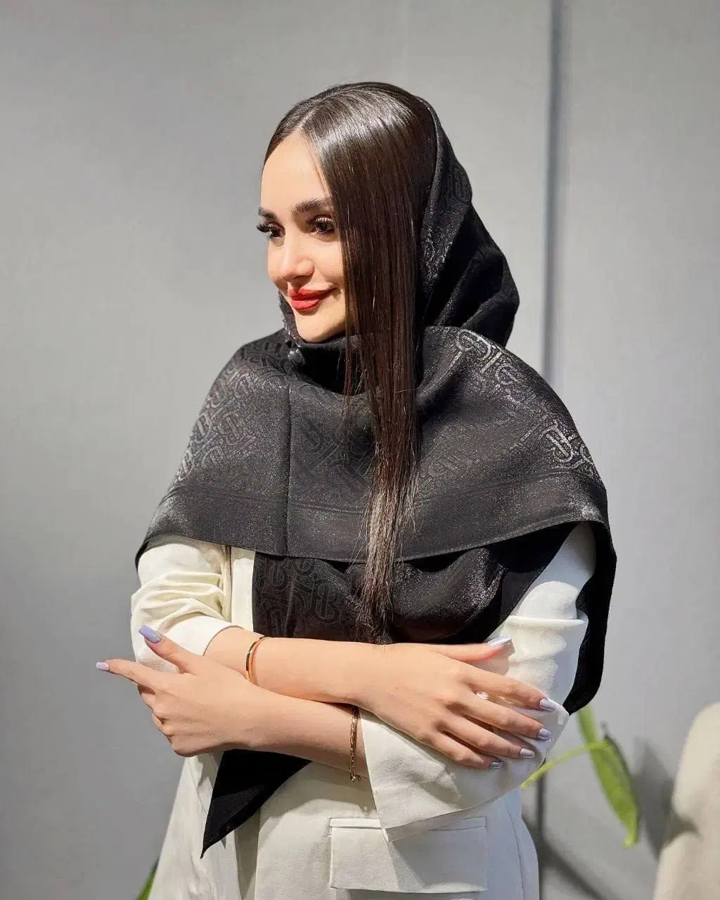 روسری مجلسی ابریشم ژاکارد ترک همراه با10رنگ دلنواز|لباس|ملارد, |دیوار