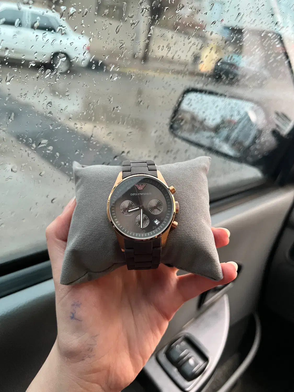 ساعت امپریوارمانی کاملا نو بدون هیچ استفاده ای|ساعت|تهران, دکتر هوشیار|دیوار