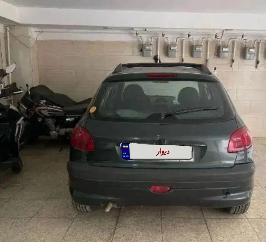 206 معاوضه با خودروی تصادفی یا سالم|خودرو سواری و وانت|فردیس, شهرک ارم|دیوار