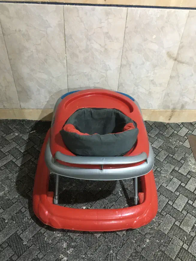 روروئک|کالسکه و لوازم جانبی|گرگان, |دیوار