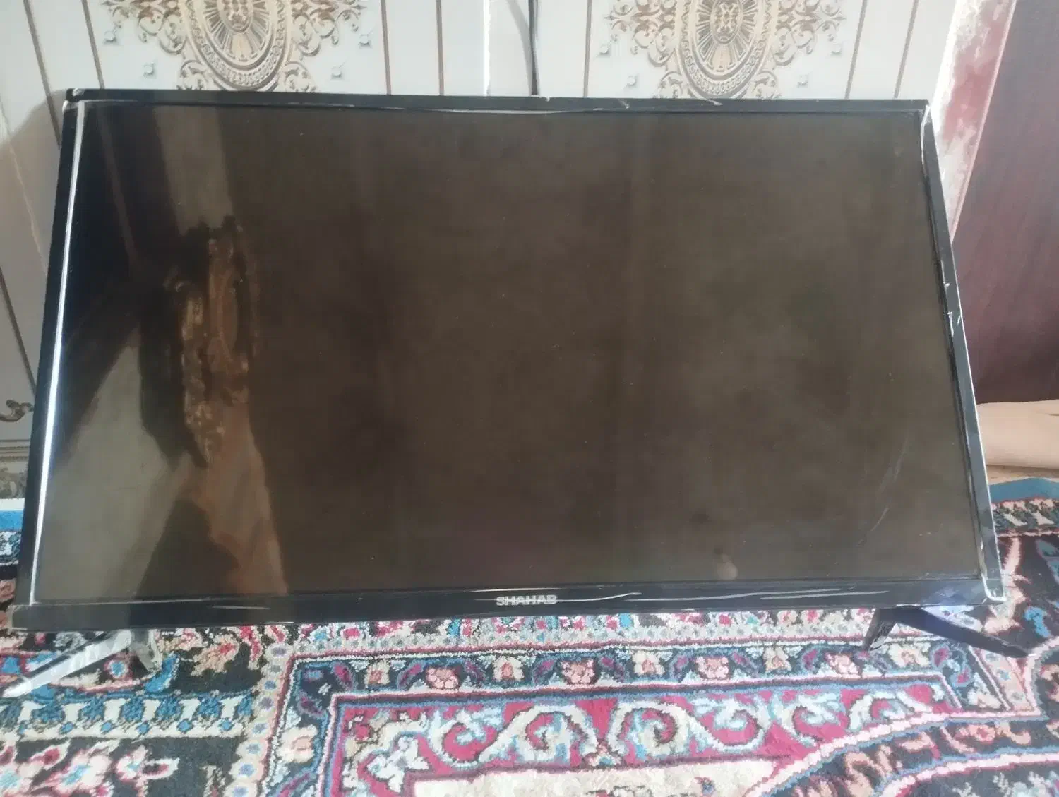 تلویزیون32|تلویزیون و پروژکتور|زهک, |دیوار