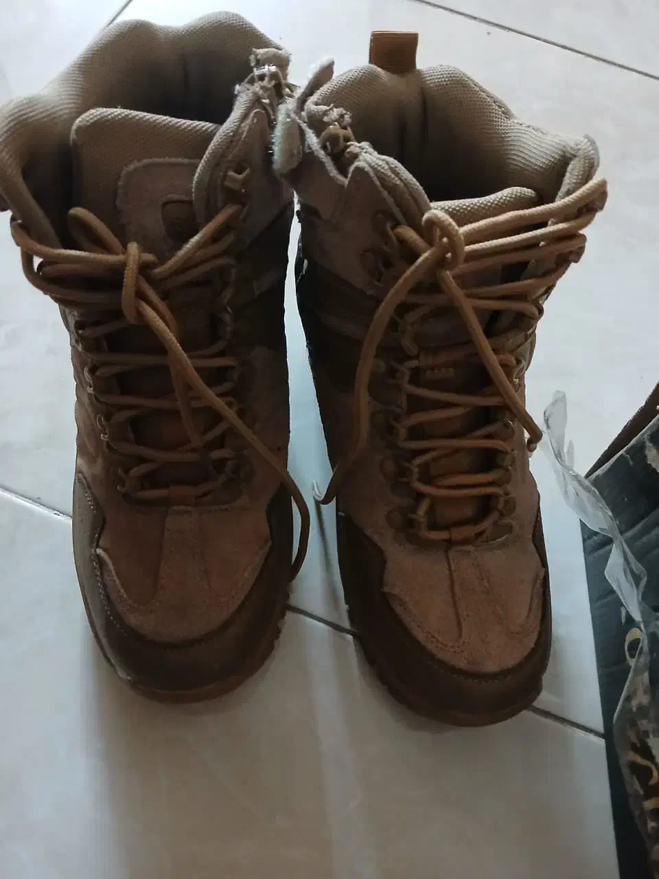 نیم پوت پسرانه|کیف، کفش، کمربند|آسارا, |دیوار