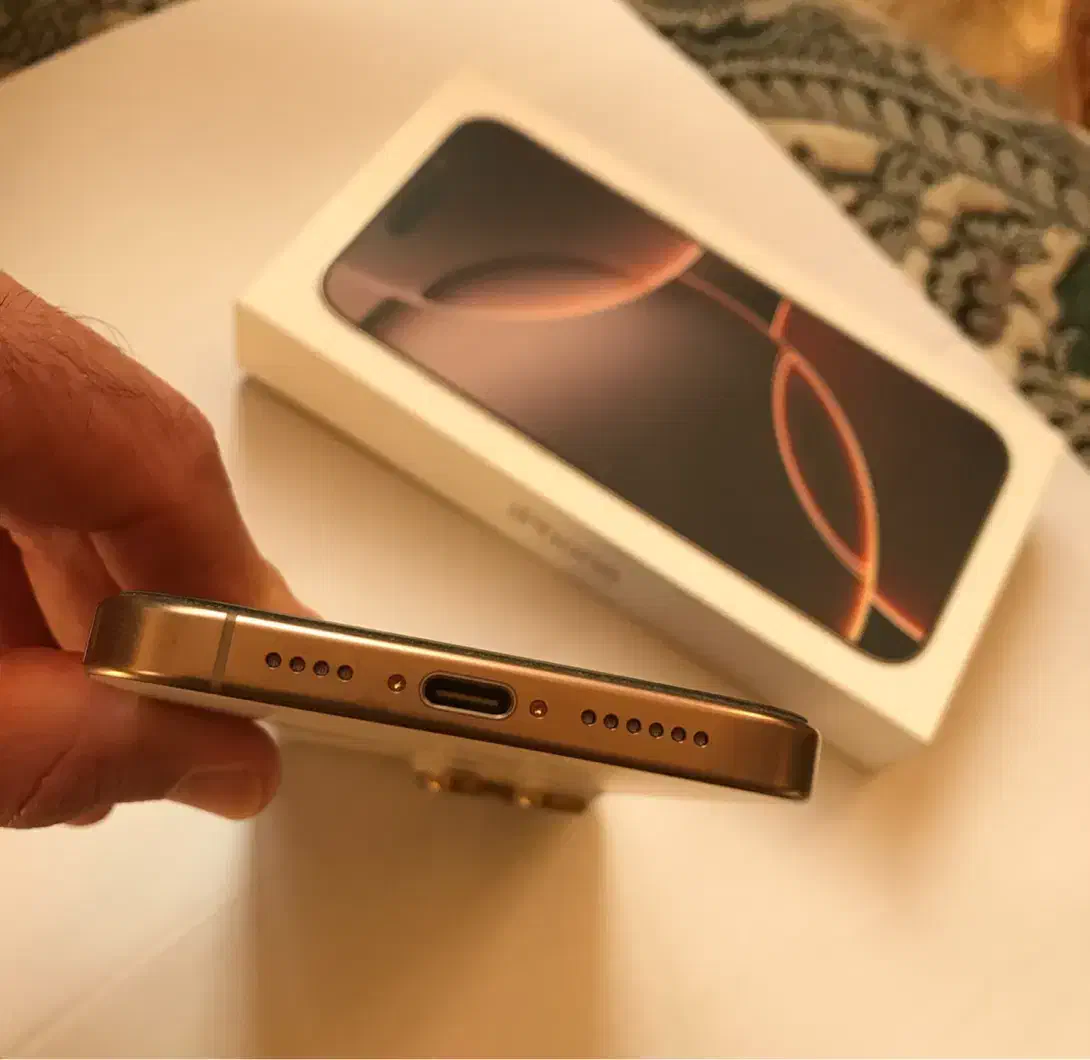 گوشی آیفون ۱۶ پرو مکس (رجیستر شده)|موبایل|ارومیه, |دیوار