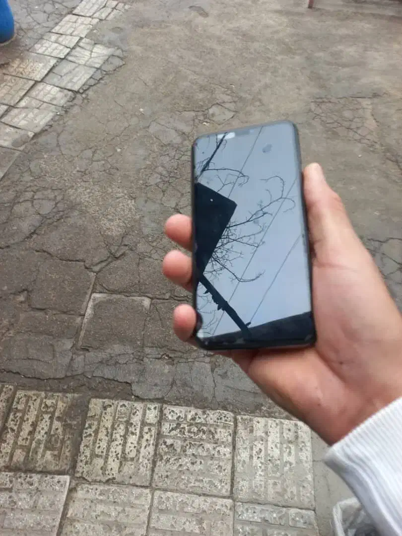 آیفون 11 پرو مکس|موبایل|کوهدشت, |دیوار