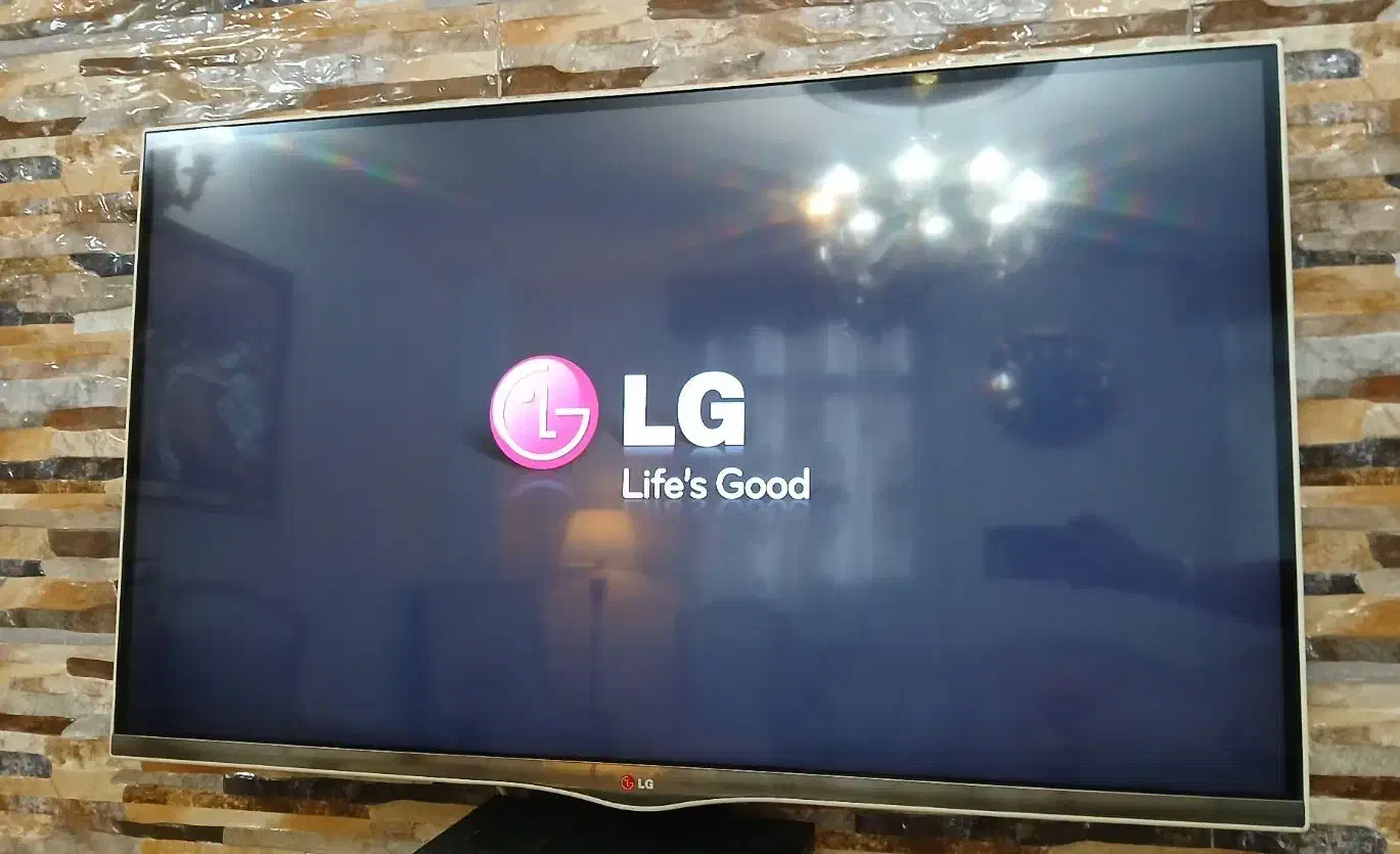 تلوزیون الجی تلوزیون LG|تلویزیون و پروژکتور|تهران, یافت آباد شمالی|دیوار