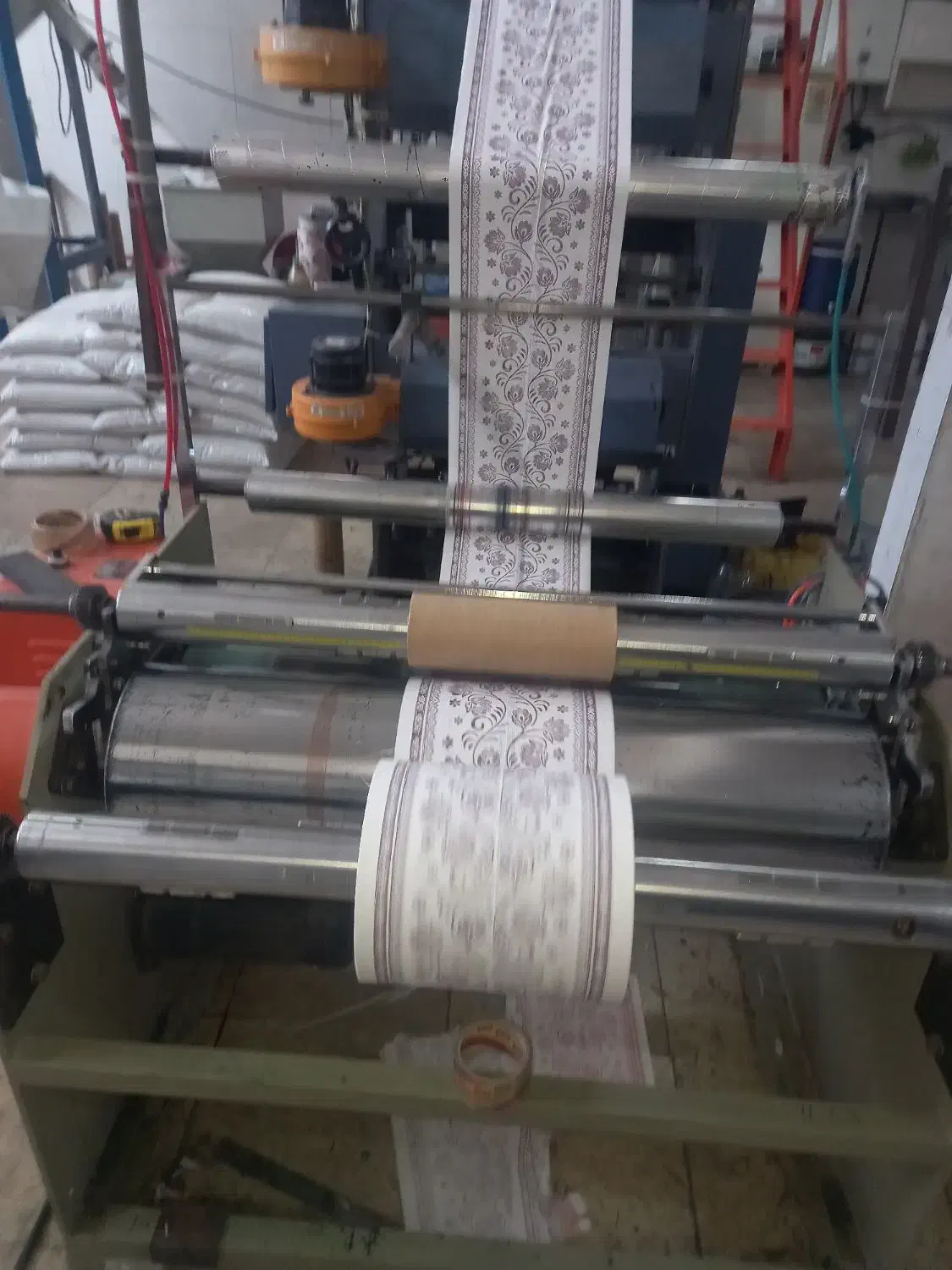 سفره یکبار مصرف|سفره، حوله، دستمال آشپزخانه|اهواز, سپیدار|دیوار