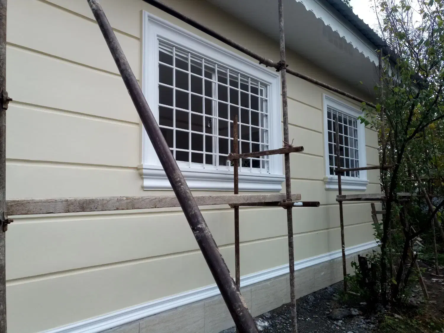 نقاشی ساختمان توسط مهندس شیمی|خدمات پیشه و مهارت|رشت, بلوار گیلان|دیوار