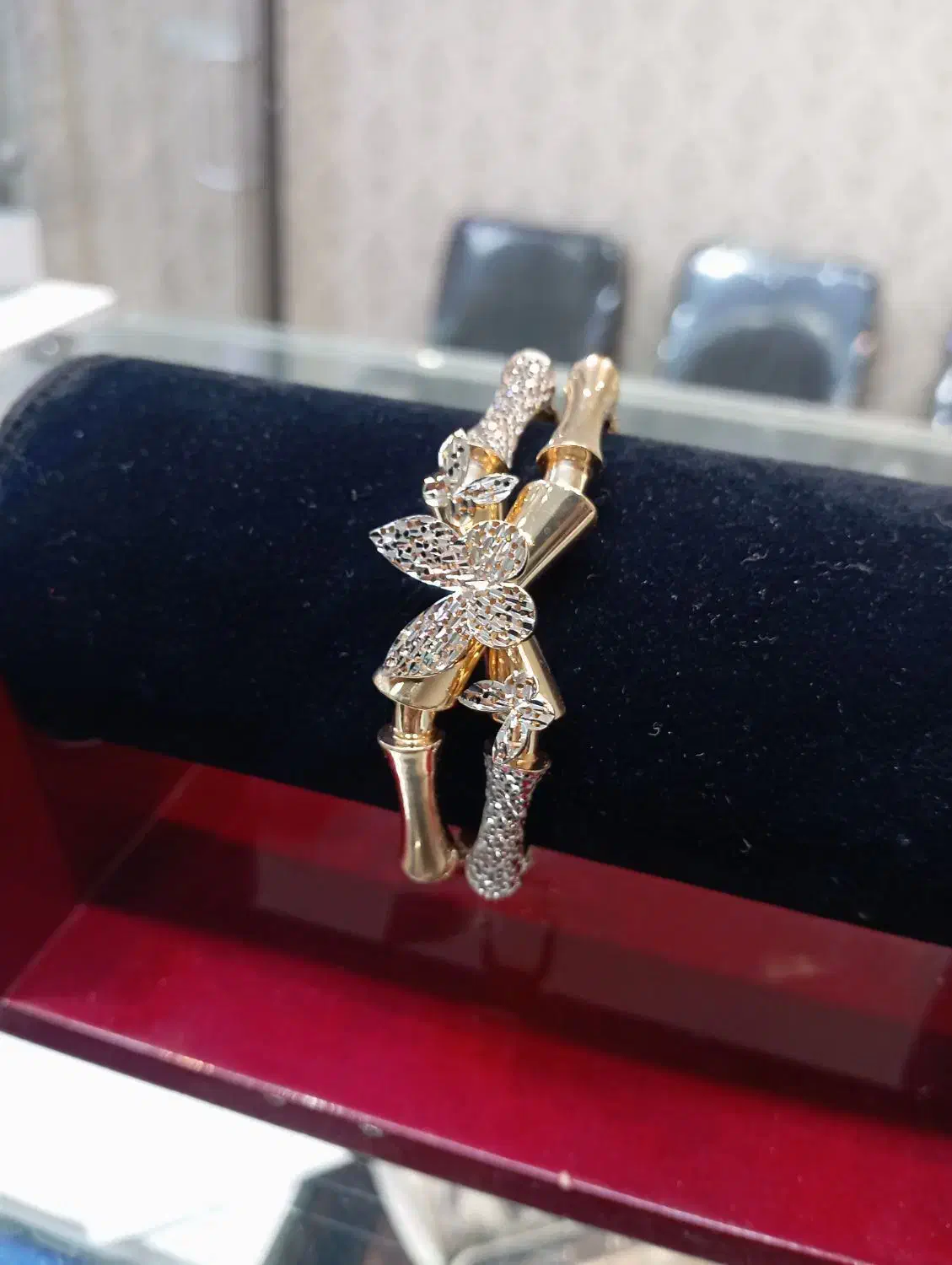 دستبند های لوکس طلا|جواهرات|قم, ارم|دیوار