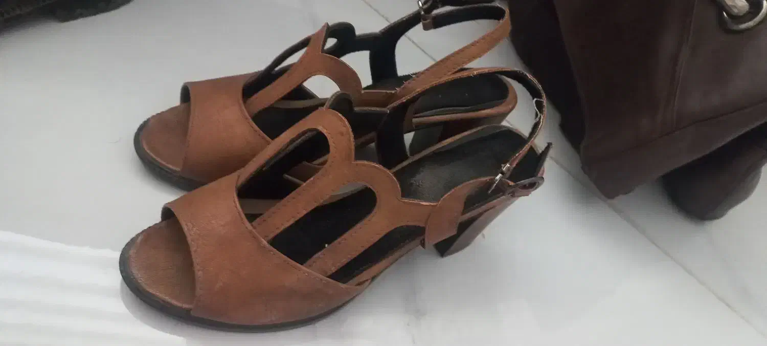 کفش مجلسی|کفش و لباس بچه|نیشابور, مازول|دیوار