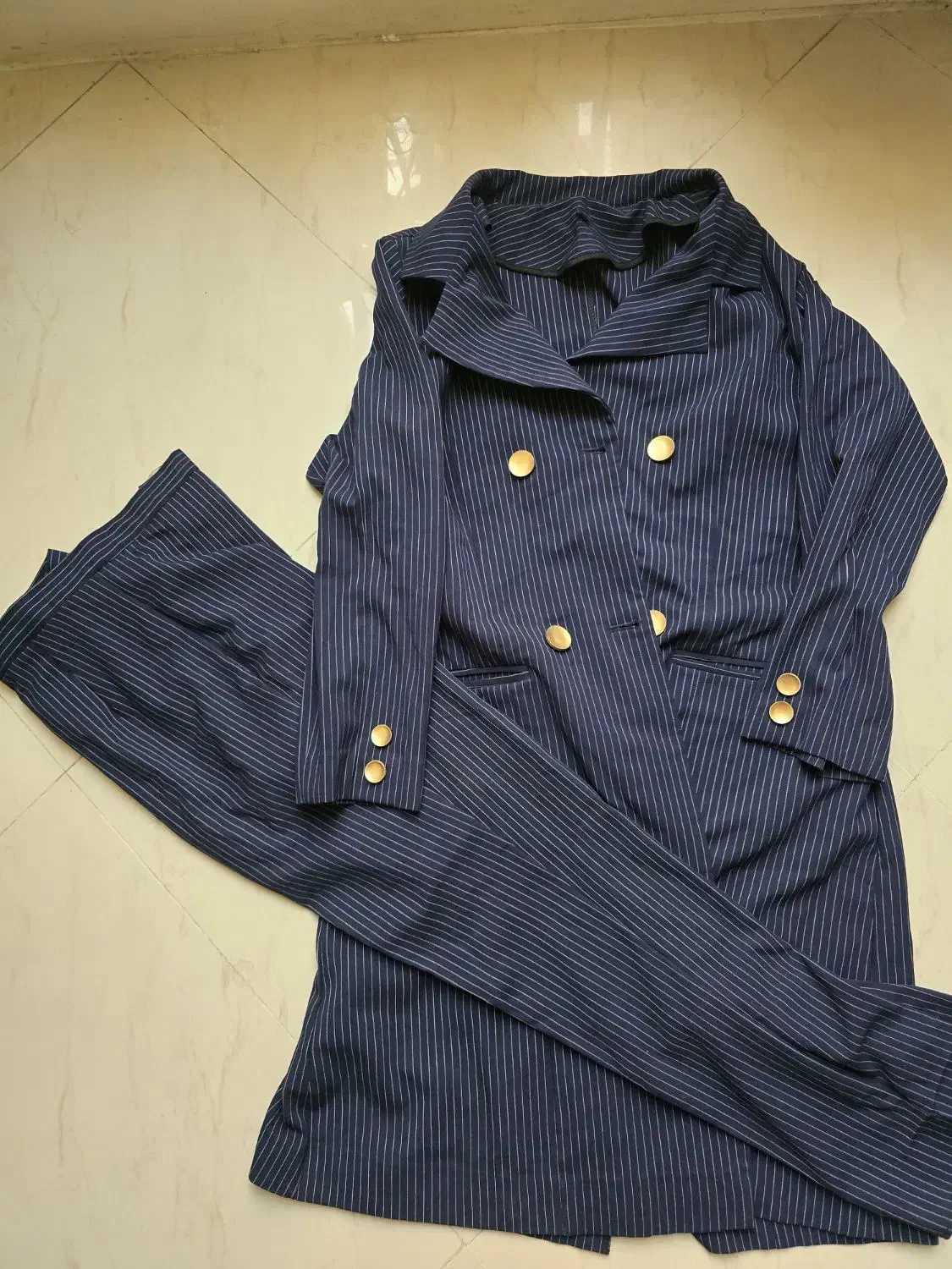 لباس فرم اداری سالم سایز ۳۸ و ۴۰ مدیوم|لباس|مشهد, هنرستان|دیوار