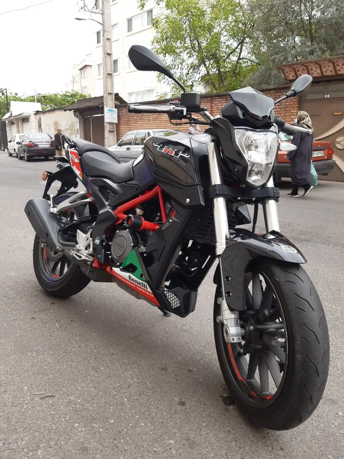 بنلی ۲۵۰ آخر ۹۸ کم کارکرد واقعی بدون مشابه و تعویض|موتورسیکلت|رشت, حسین آباد|دیوار