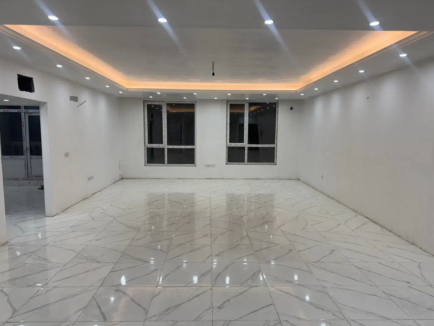 فروش واحد ۱۴۰ متری شهرک روحانیون|فروش آپارتمان|نسیم‌شهر, |دیوار