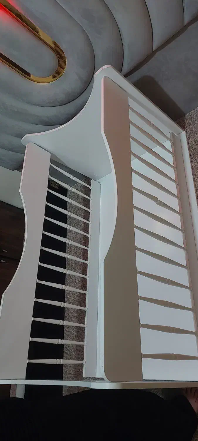 تخت خواب بچگانه|تخت و صندلی بچه|ایلام, |دیوار