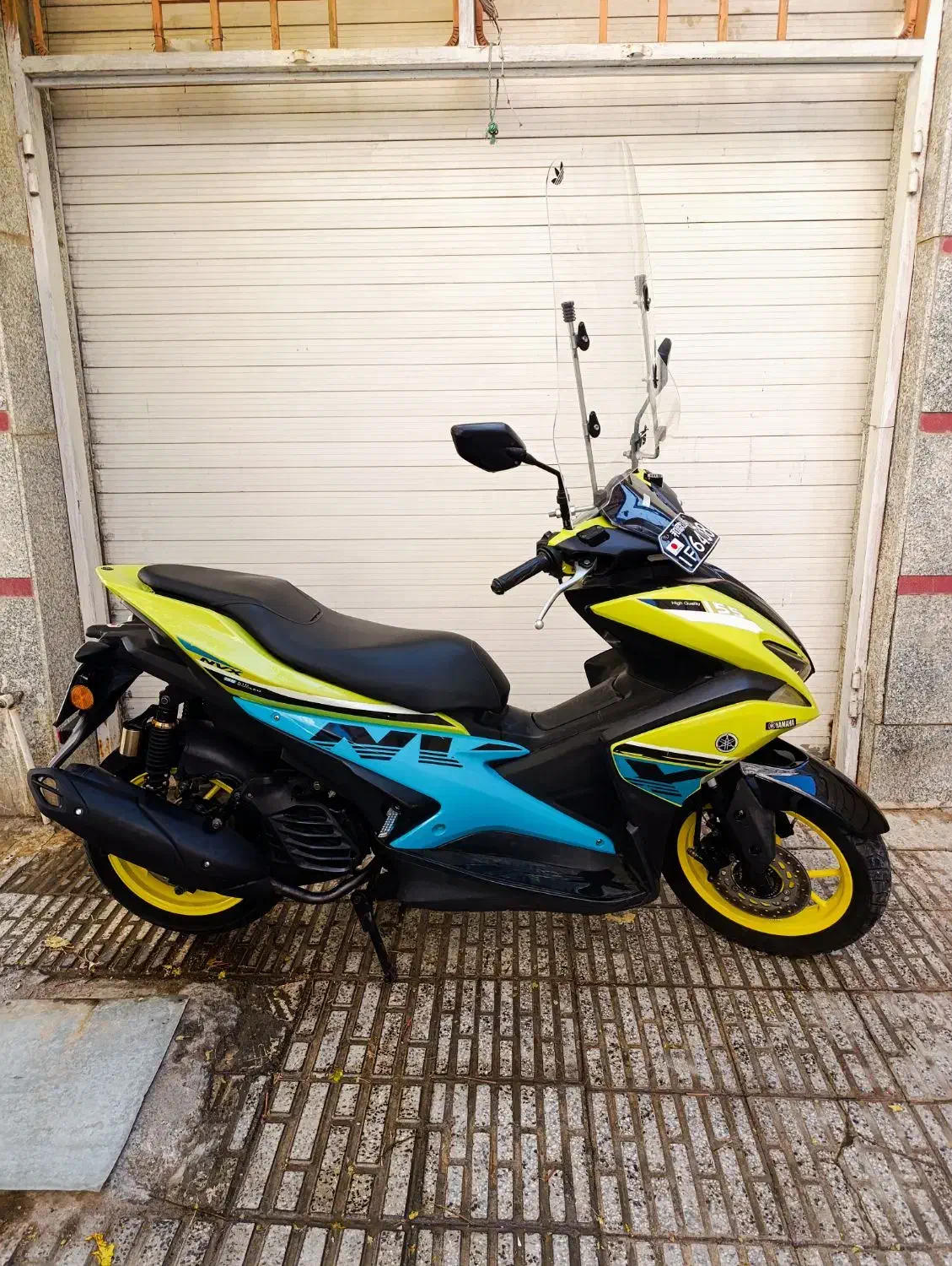 یاماها آیروکس اصلی رایز در حد خشک.کلیک بنلی هوندا|موتورسیکلت|اراک, |دیوار