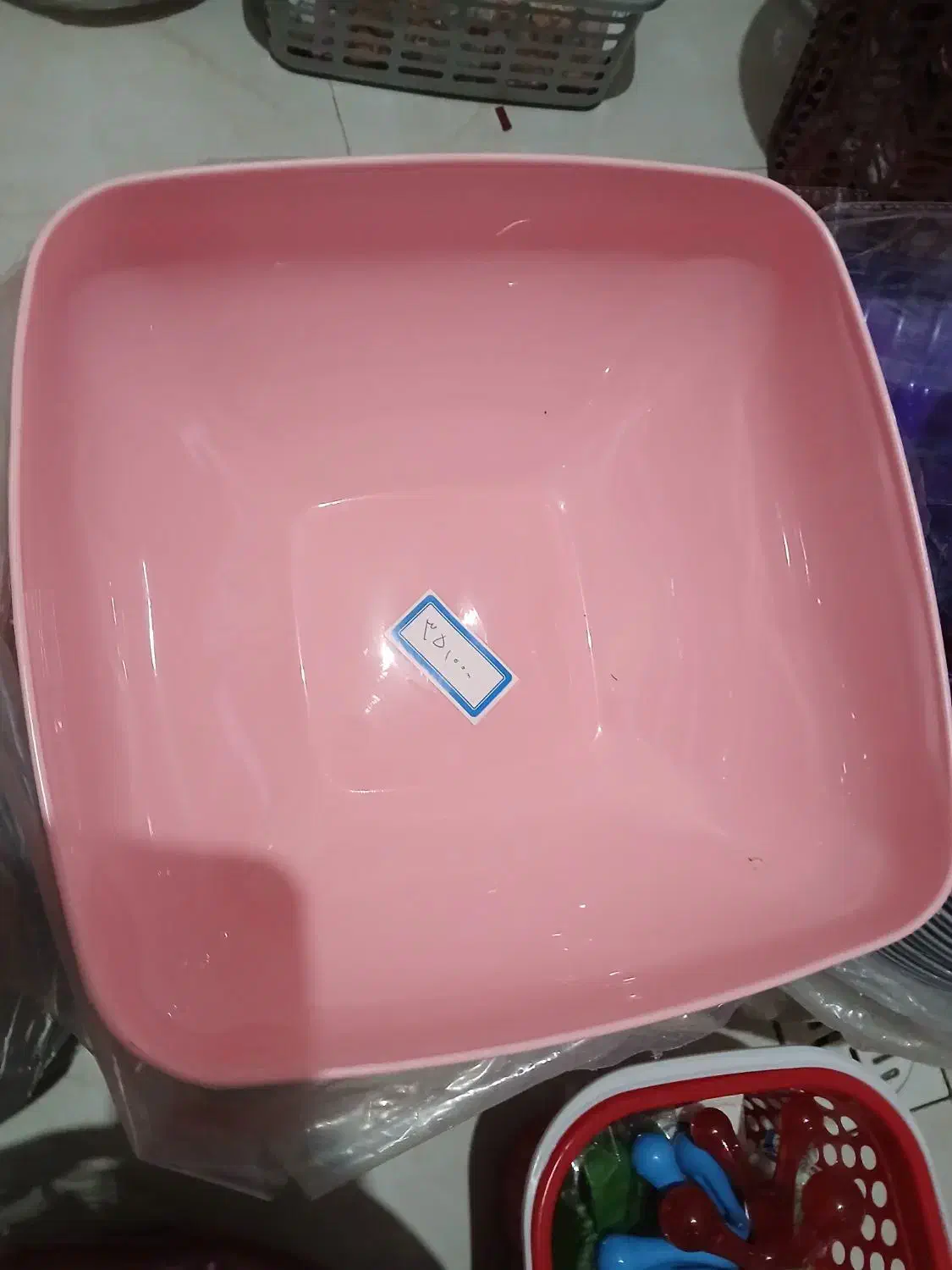 پلاسکو|ظروف نگهدارنده، پلاستیکی، یکبارمصرف|ایوان, |دیوار