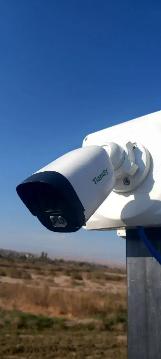 دوربین،دزدگیر،کرکره،پنل خورشیدی|دوربین مداربسته|میانه, |دیوار