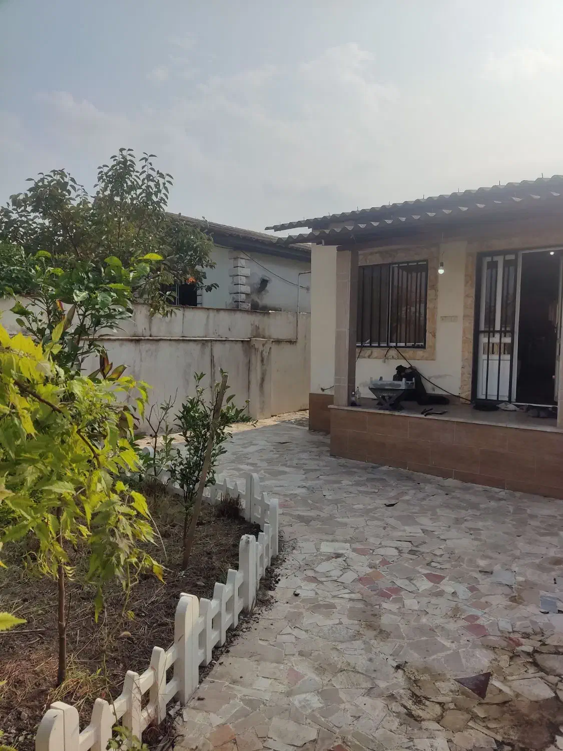 ویلا همکف دوخواب جنگلی (ناصری)|اجارهٔ خانه و ویلا|نور, |دیوار