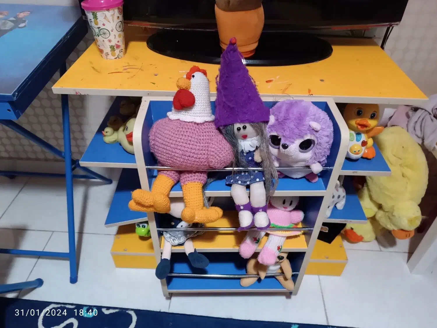 کمد لباس و میز آرایش یا تلویزیون کودک|اسباب و اثاث بچه|دماوند, مسکن مهر گیلاوند|دیوار