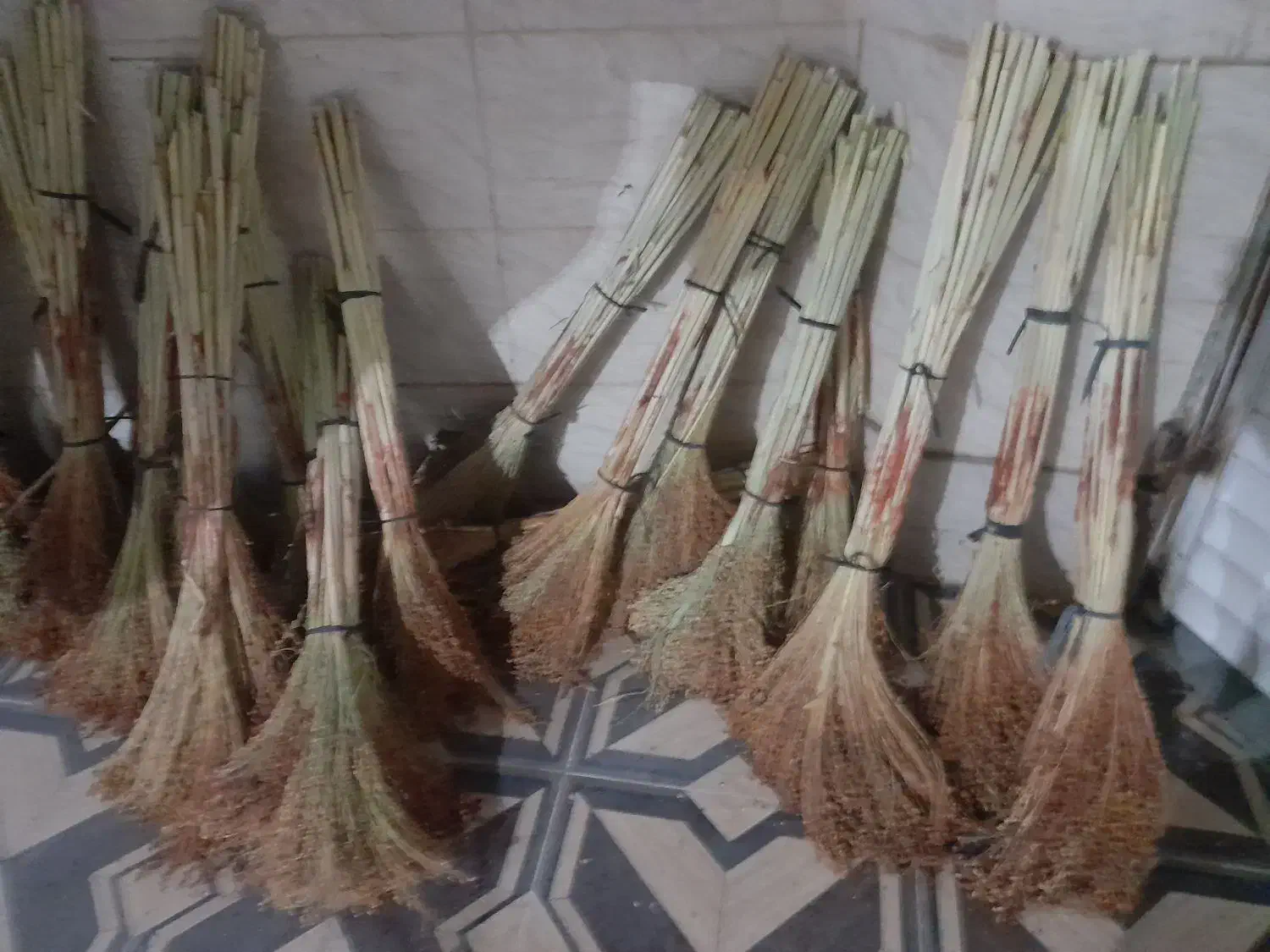 جارو|لوازم نظافت|سرپل ذهاب, |دیوار