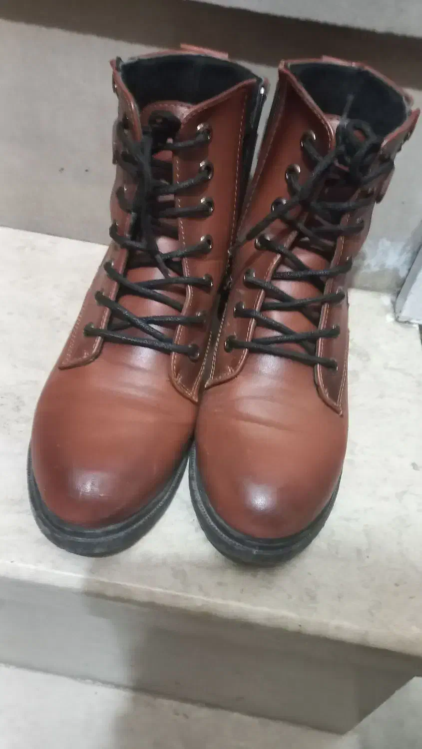 نیم بوت عسلی سایز ۳۷|کیف، کفش، کمربند|ری, تصفیه خانه|دیوار