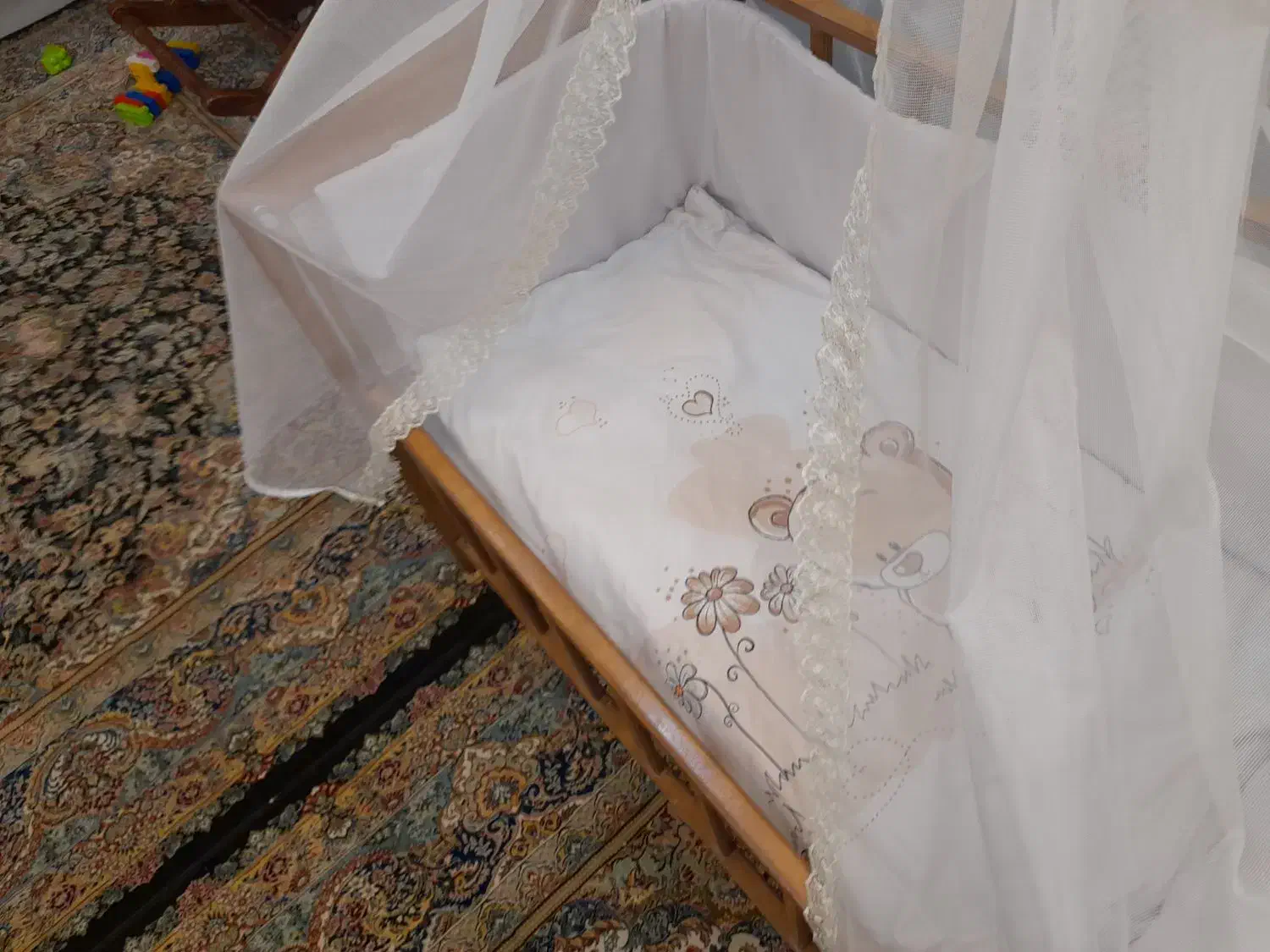 تخت کنار مادر|تخت و صندلی بچه|لاهیجان, فیاض|دیوار