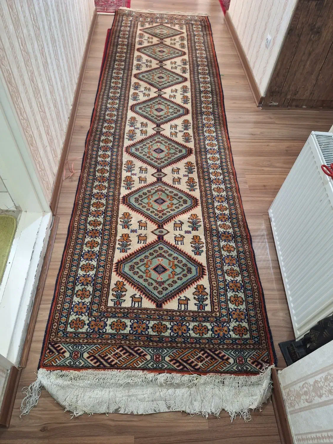 فرش دستبافت راهرو|فرش|بجنورد, |دیوار